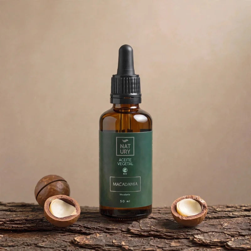 Organic macadamia oil